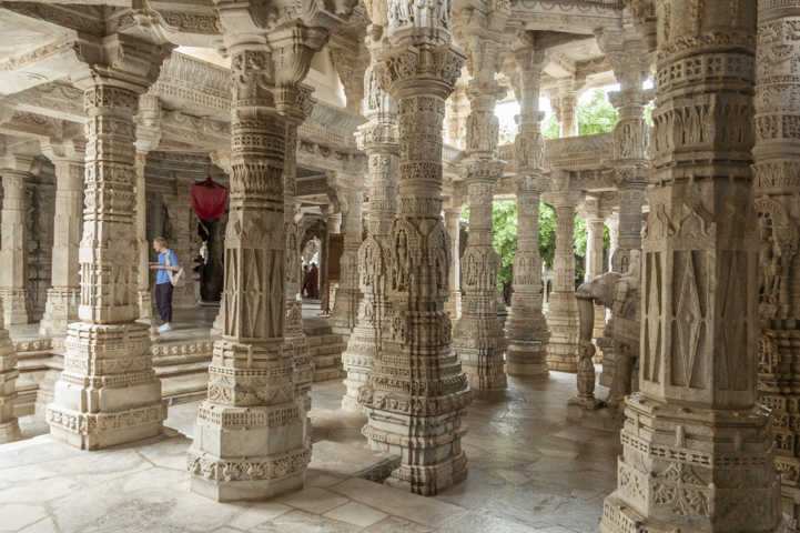 20 - India - Ranakpur - templo jainista de Chaumukha Mandir